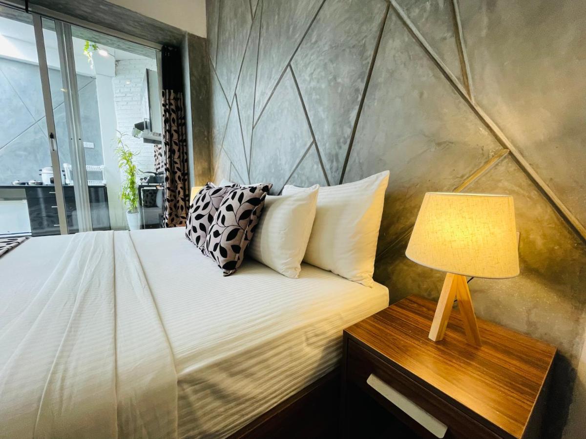 8พลัส โมเทล Hotel เนกอมโบ ภายนอก รูปภาพ