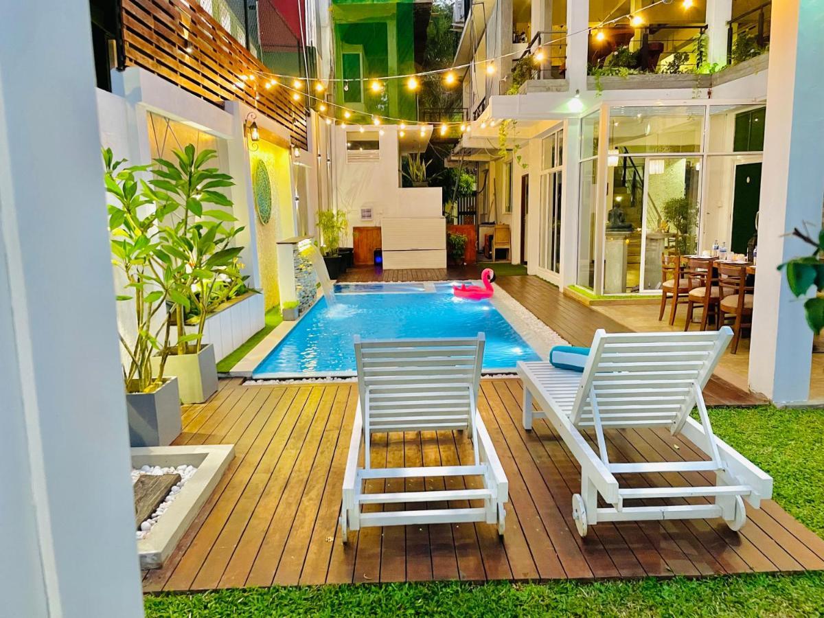 8พลัส โมเทล Hotel เนกอมโบ ภายนอก รูปภาพ